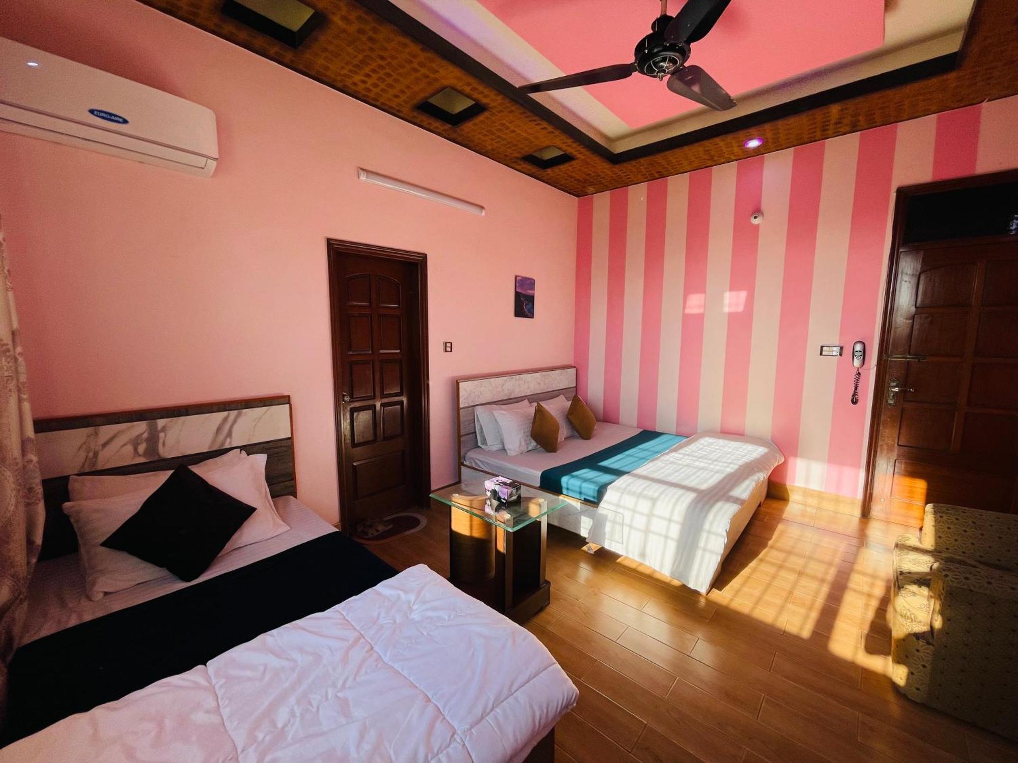 Karachi Inn Экстерьер фото